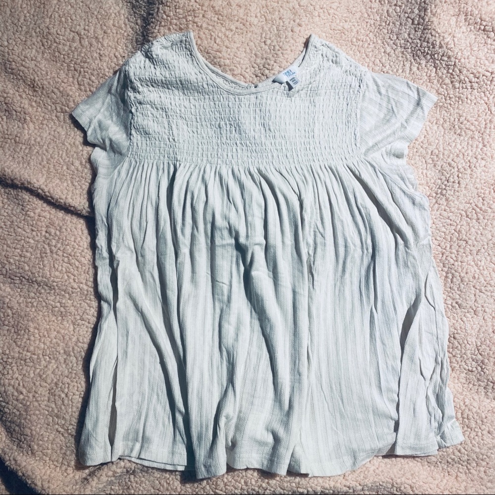 Flowy cream short sleeve blouse